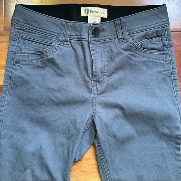 Democracy Ab Technology Ankle Skimmer - Picture 3 of 9